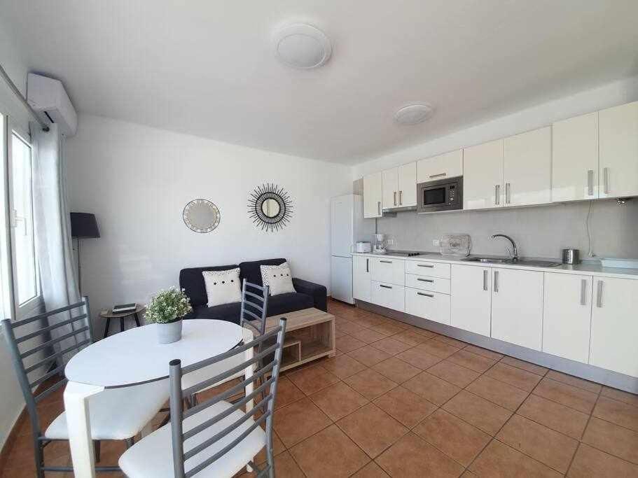 Costa Mathilda Apartment Tías Eksteriør bilde